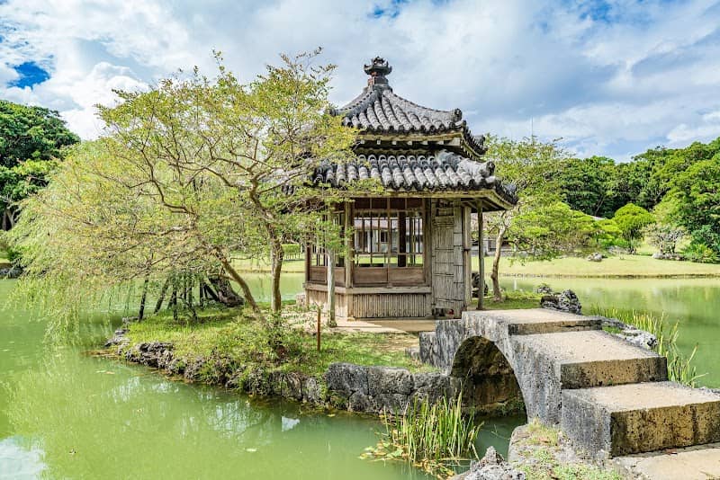 Shikina-en Royal Gardens - Image 1