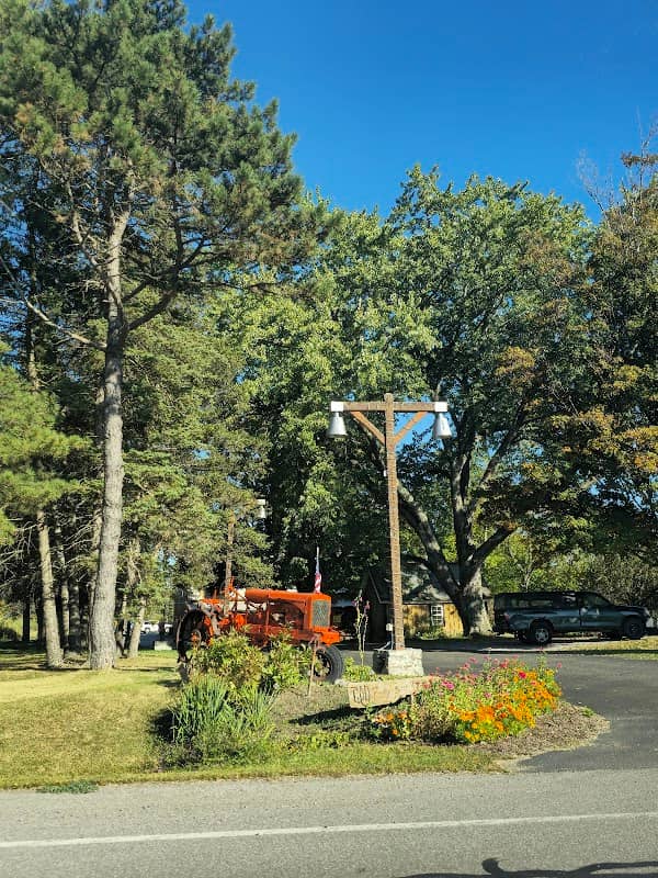 Tractor point - Image 1