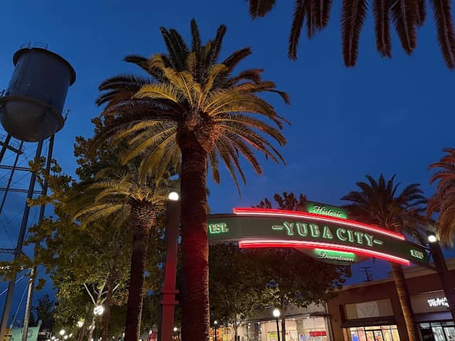 Plumas Tower Plaza Mini Park - Image 1