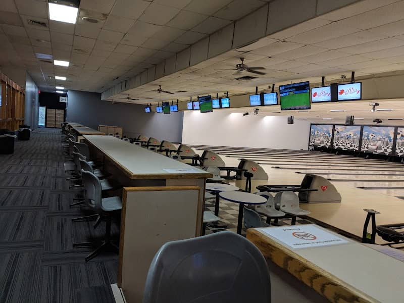 Norwich Bowling & Entertainment Center - Image 1
