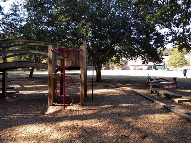 Winnona Park - Image 2