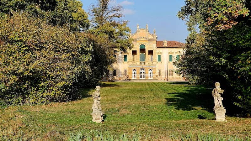 Villa Dionisi - Image 1