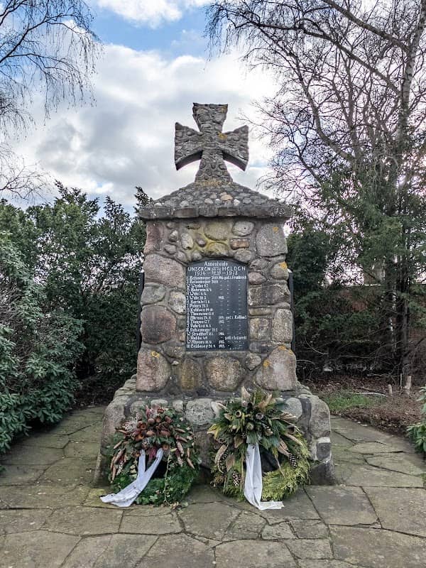 Mahnmal Weltkriege - Image 1