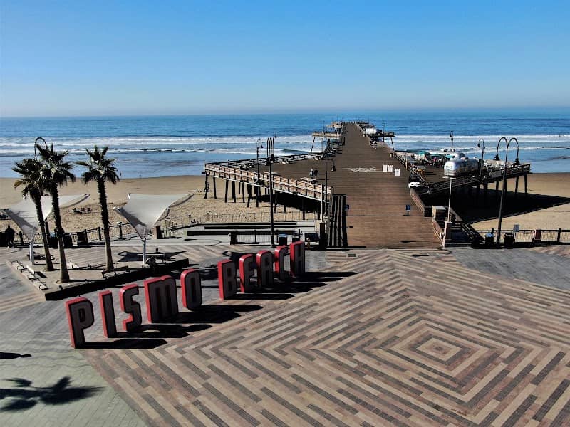Pismo Beach Pier Plaza - Image 1