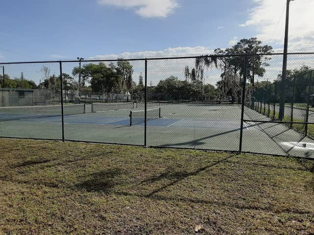 17th Ave. W. Park - Image 1