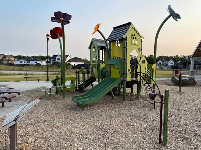 River's Bend Activity Center - Image 1