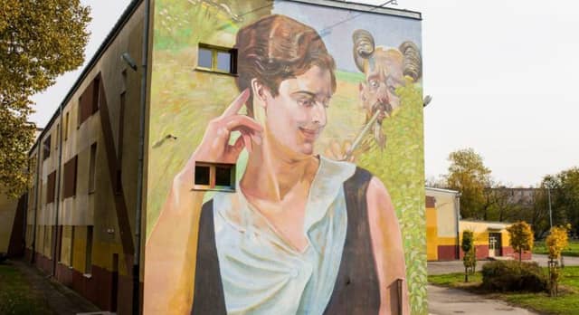 Mural Jacka Malczewskiego „Kobieta z faunem” - Image 2