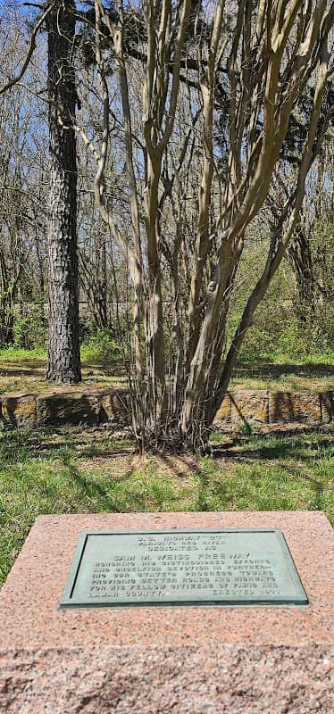 Texas State Line Monument - Image 3