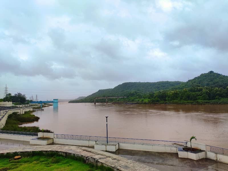 Broken bridge - Image 1