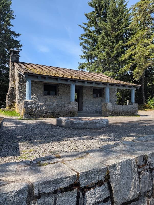 Skaters Cabin - Image 1