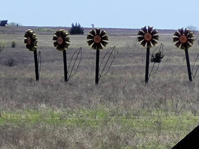Earl’s Art Park - Image 2