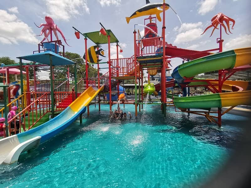 Splash Water Park Fun Phitsanulok. - Image 1