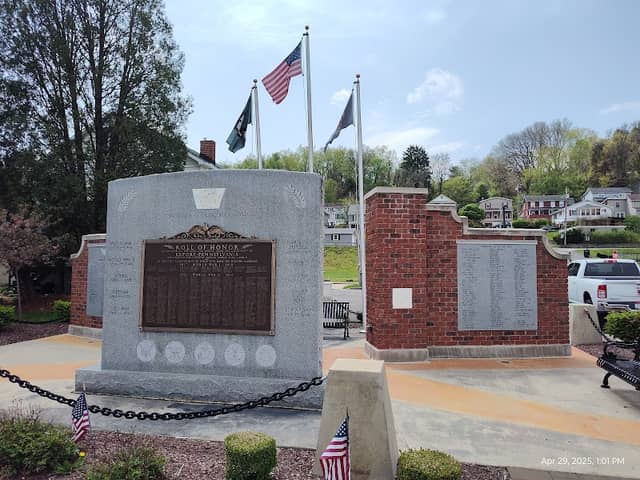 Export Veterans Memorial - Image 1