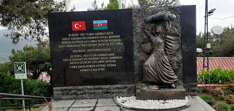 İzmir Hocalı Soykırım Anıtı - Image 2