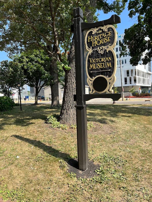 Heritage House - Image 1