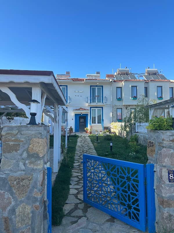 Ada Güzeli Konaklama Bozcaada - Image 1