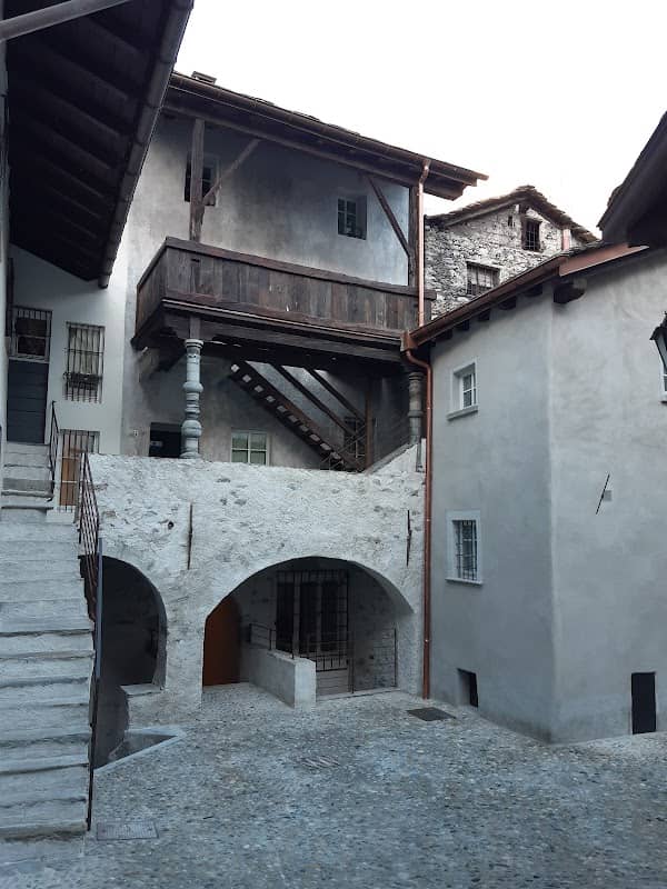 La corte degli asini - Image 1