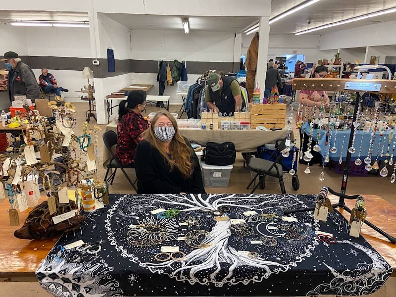 Southern Oregon Flea Market - Image 2