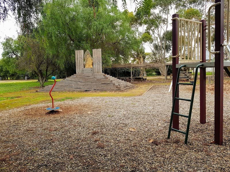 Coonawarra Memorial Park - Image 1