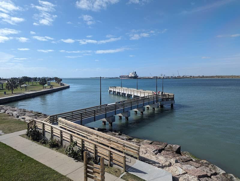 Roberts Point Park - Image 2