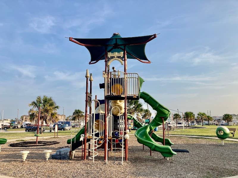 Roberts Point Park - Image 1