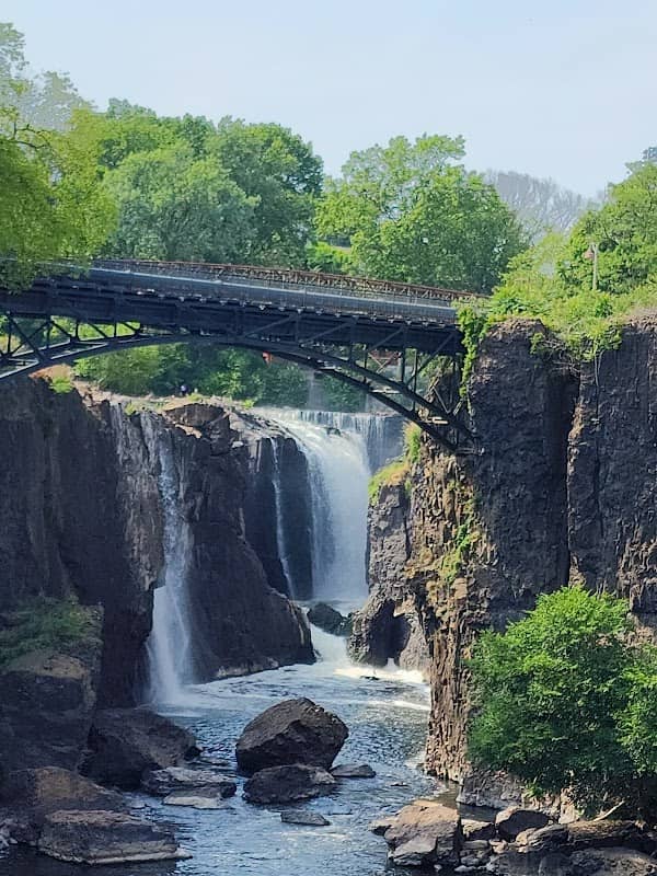 Overlook Park - Image 2