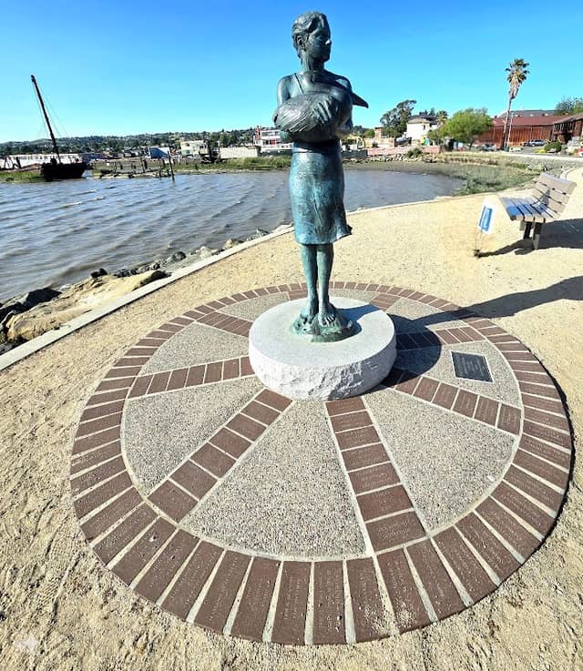 Neptune's Daughter Sculpture - Image 1