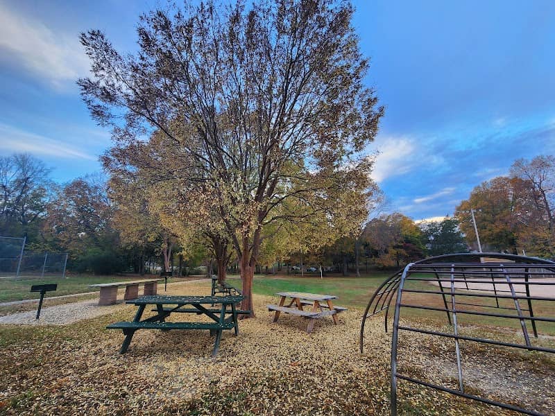 Granite Civic Park - Image 3