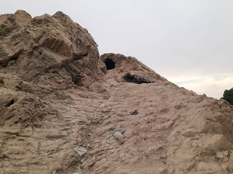 كهف ابورواش الاثري - Image 1