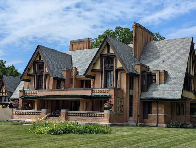 Nathan G. Moore House - Frank Lloyd Wright - Image 1