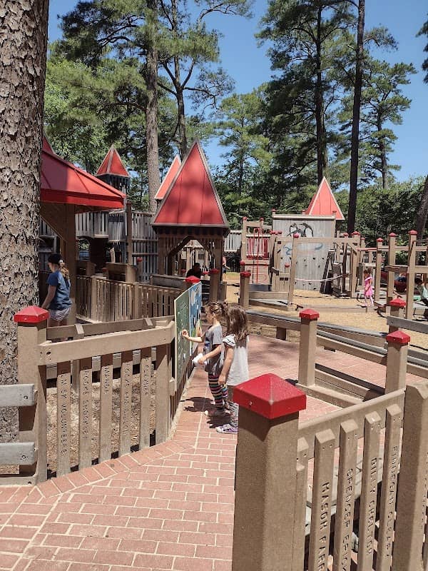 Ben's Red swings - Image 1