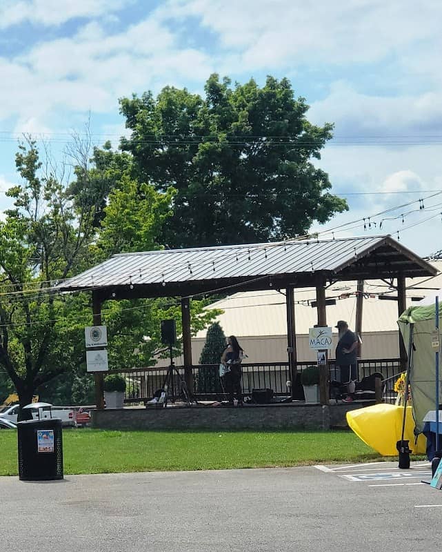 Memorial Park - Image 1