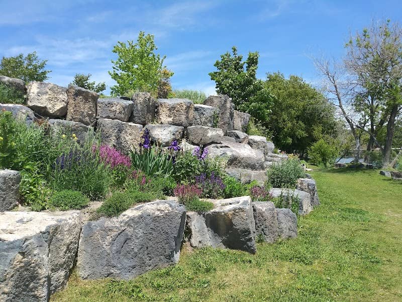 Rock Gardens - Image 2