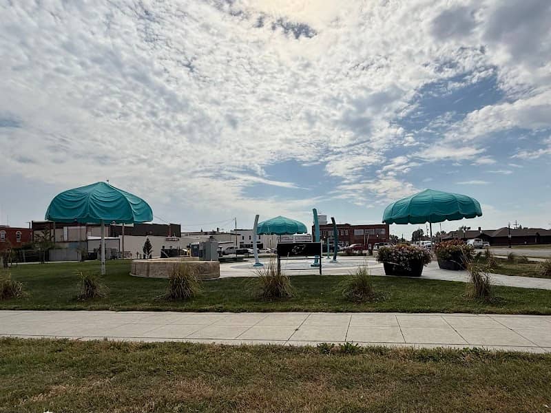 Newton Splash Pad - Image 1