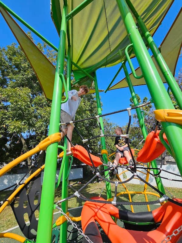 Memorial Park - Image 2
