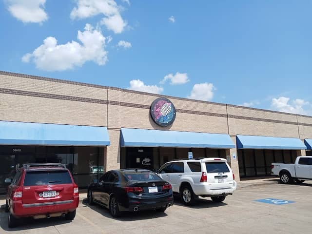 Electric Starship Arcade - Arcades Near Me | Family Fun! - Image 2