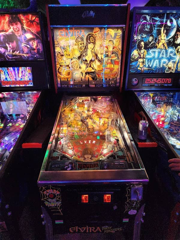 Electric Starship Arcade - Arcades Near Me | Family Fun! - Image 1