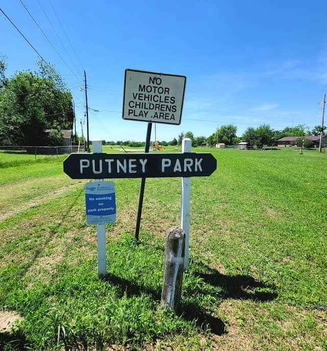 Putney Park - Image 1