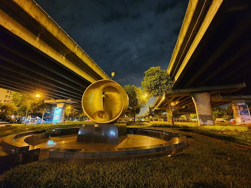 South Expressway Ratchaprasong Park - Image 2