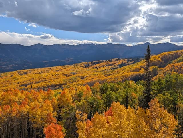 Ohio Pass Lookout - Image 2
