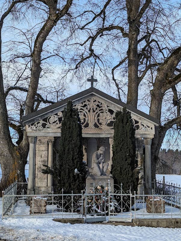 Kriegerdenkmal - Image 1