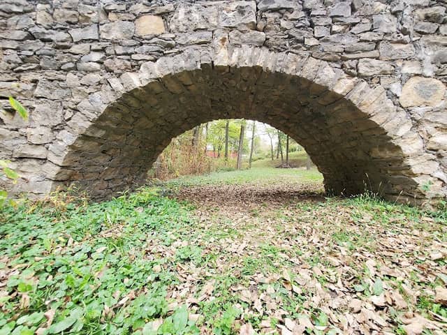 Winterset City Park - Image 2
