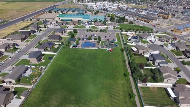 Umbria Estates Park - Image 3