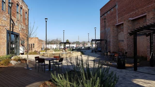 Jackson Plaza - Image 1