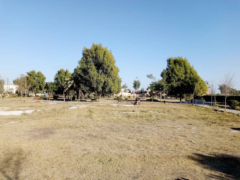 Shaheed Benazir Bhutto Park - Image 1