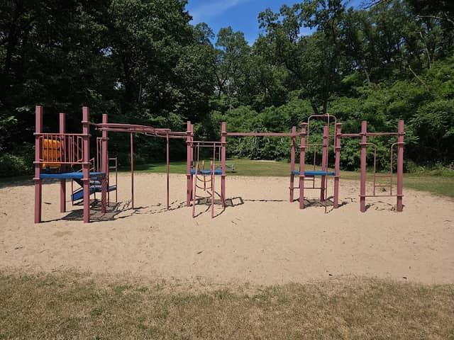 Canada Park - Image 2