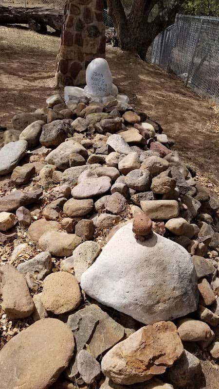 Johnny Ringo Grave - Image 1