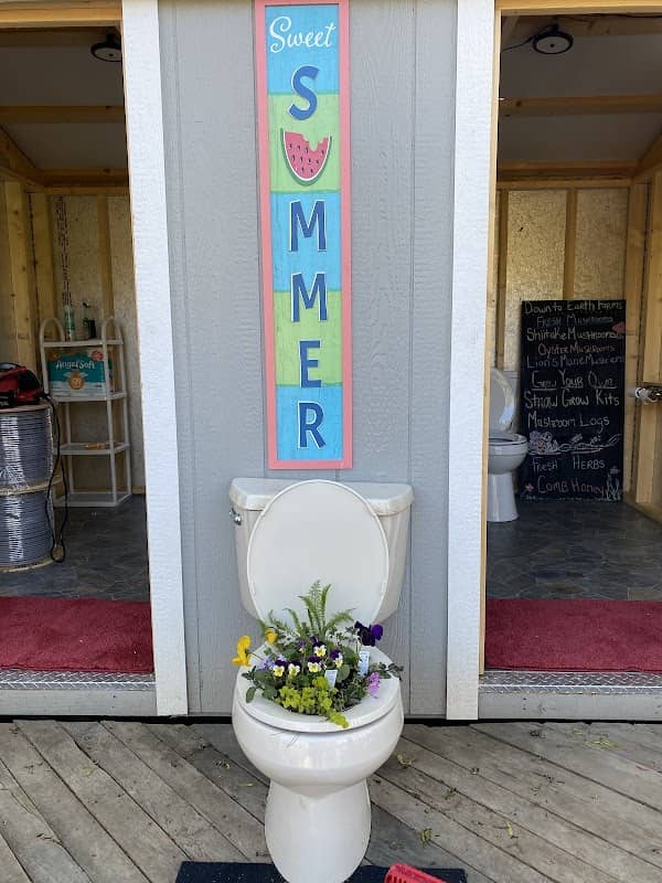 Holston Hideaway Campgrounds - Image 1