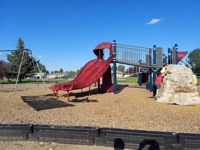 Dakota Park - Image 1