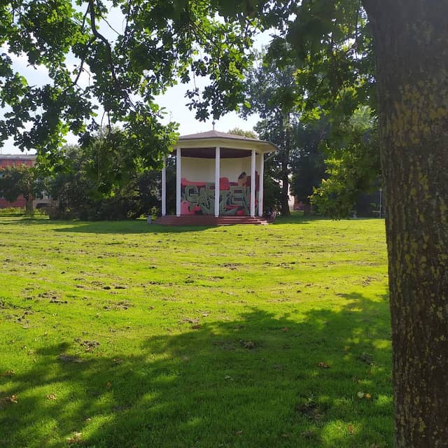Pavilion - Image 1